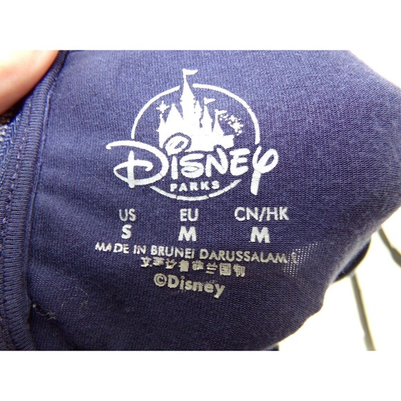 Disney Parks Tank Top World Magic Kingdom Sleeveless Stretch Shirt Size Small - Picture 6 of 9